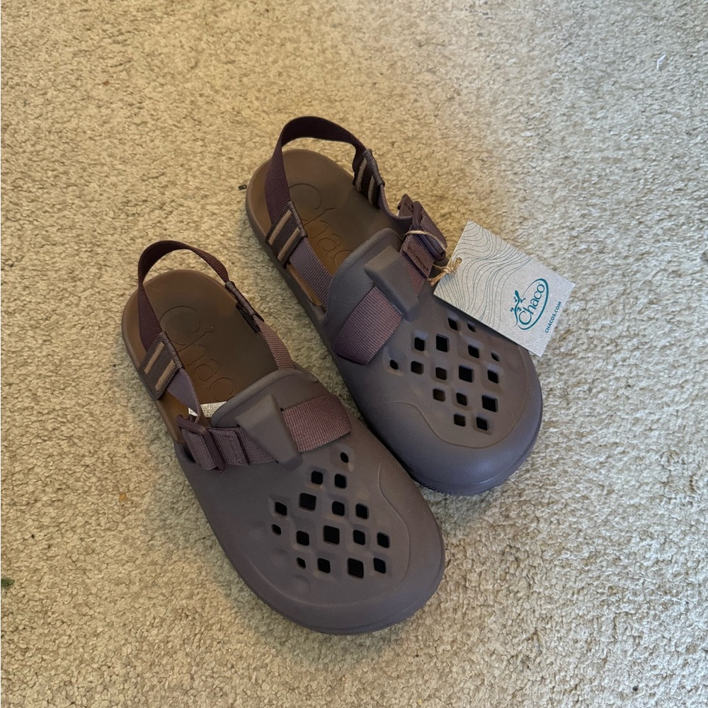 Chaco Chillos clogs